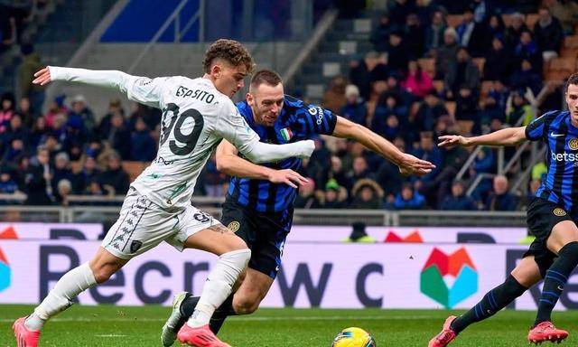 九游登录-卡迪夫城球员遭受伤病困扰，前景难料的简单介绍