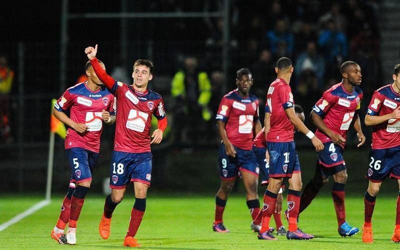 关于亚眠在最新一场比赛中战胜了对手的信息 关于亚眠在最新一场比赛中战胜了对手的信息