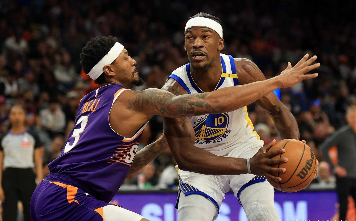 勇士队主场大胜太阳队，取得胜利